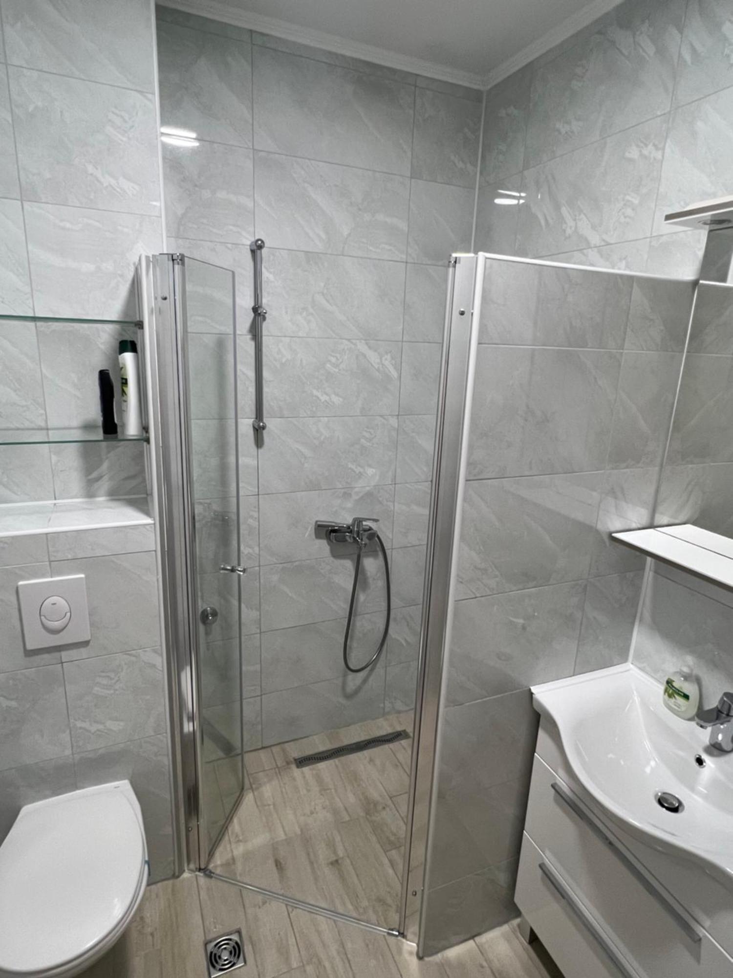 Apartment Ana 4+2 Макарська Екстер'єр фото