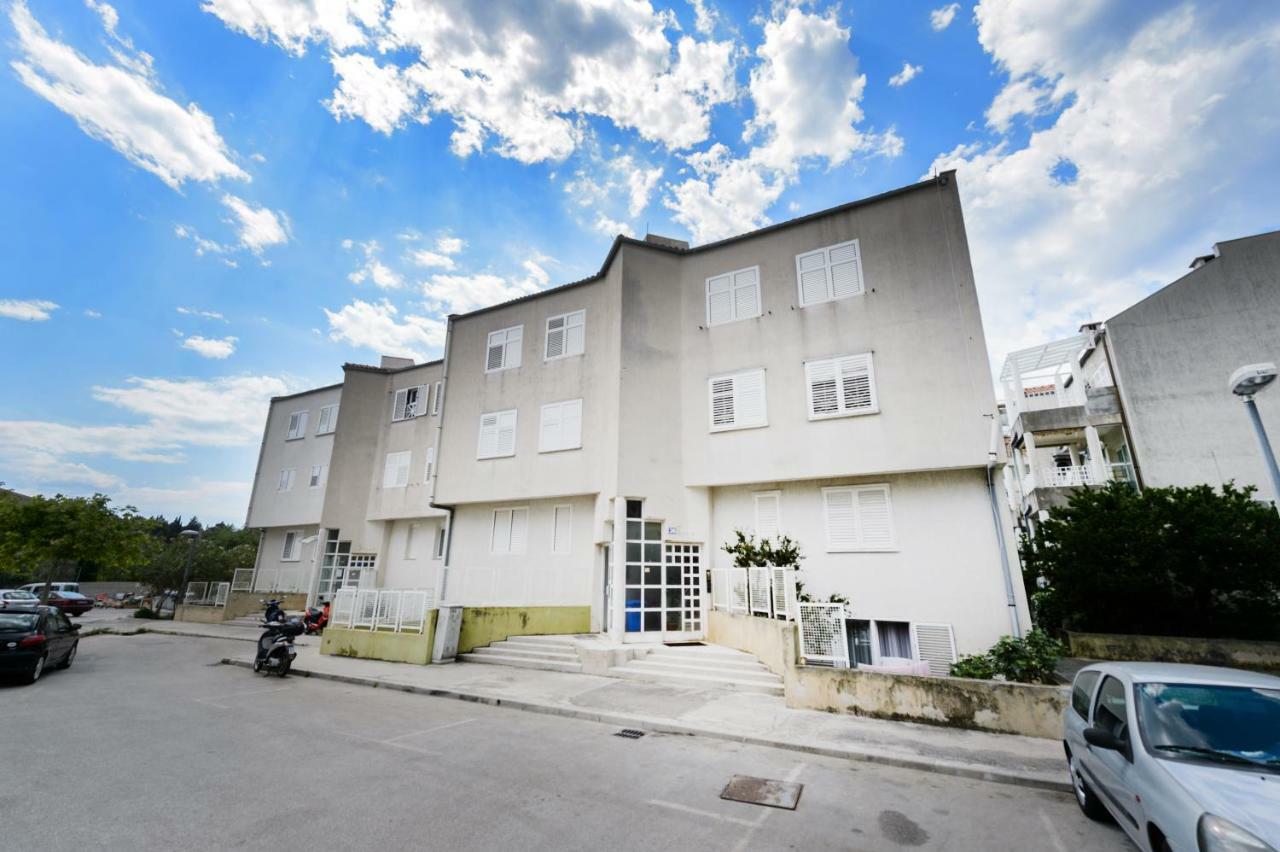 Apartment Ana 4+2 Макарська Екстер'єр фото